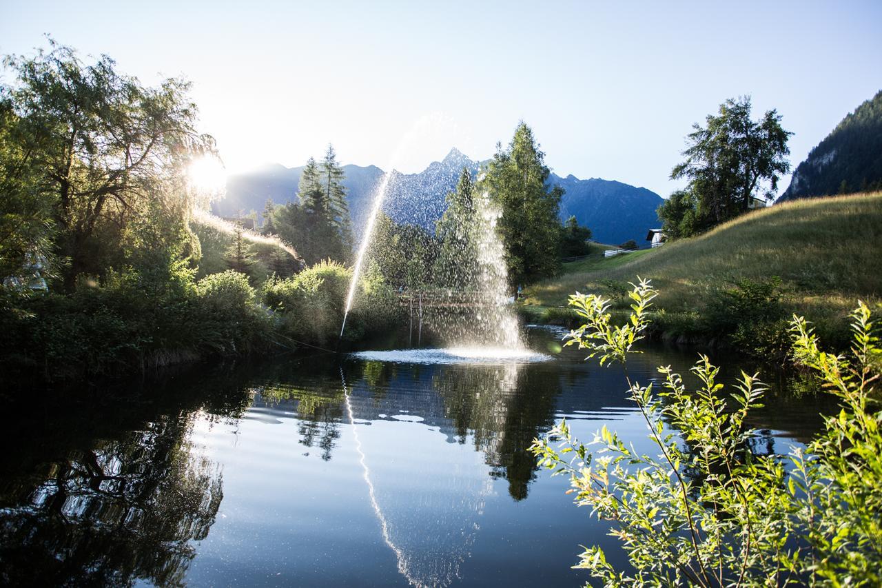 Ferienhaus Oetztal Hotel Заутенс Екстериор снимка